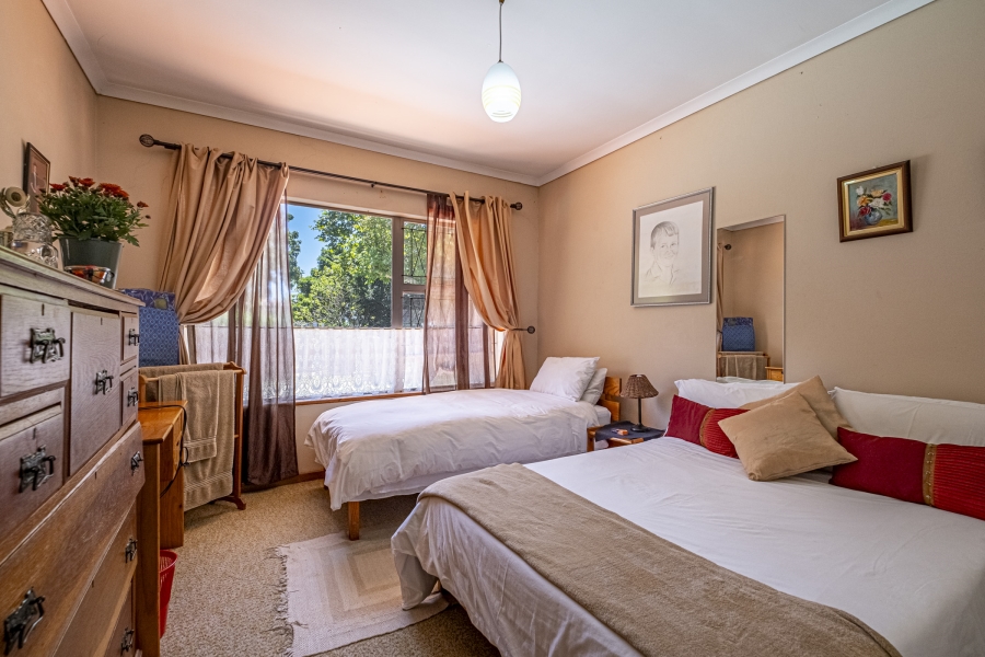 4 Bedroom Property for Sale in Summerstrand Eastern Cape
